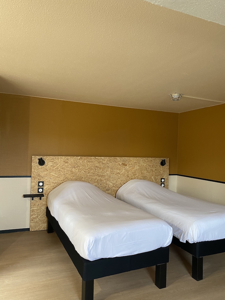 

Reggio Calabria - Parigi - Greet Hôtel Villeneuve la Garenne - rénové