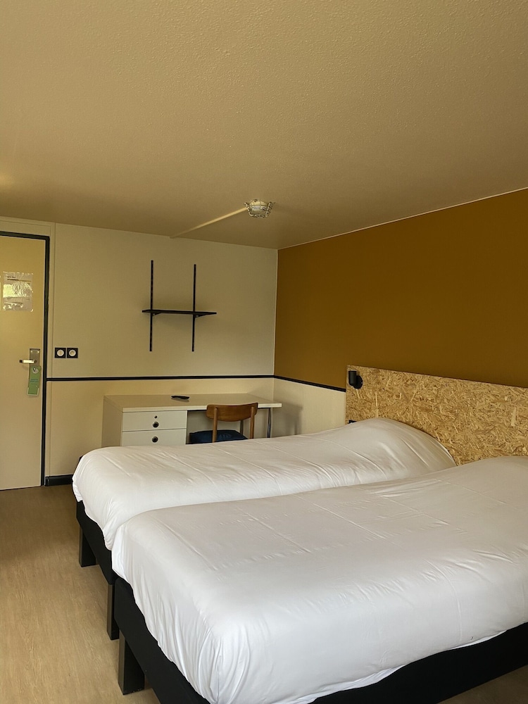 

Lamezia Terme - La Courneuve - Greet Hôtel Villeneuve la Garenne - rénové