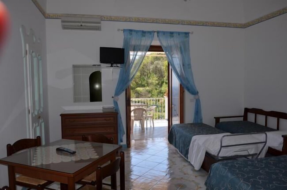 

Roma - Positano - Villa Celentano
