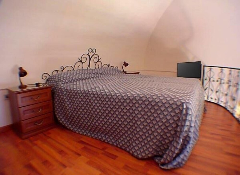 

Bologna - Positano - Villa Celentano