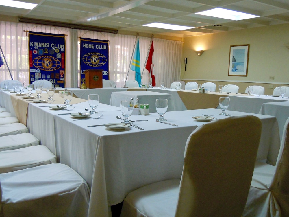 

Bologna - Noord - Talk of the Town Hotel and Beach Club
