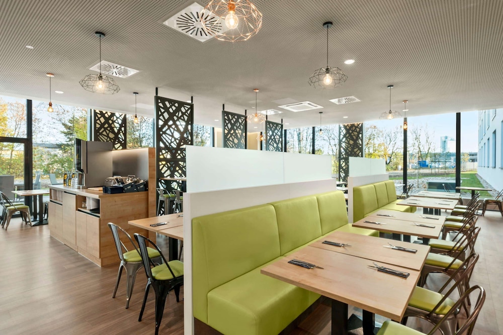 

Bari - Monaco di Baviera - Super 8 By Wyndham Munich City North