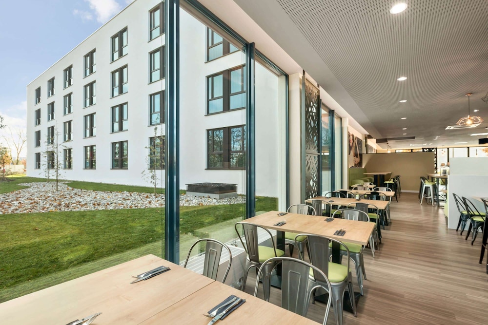 

Ancona - Monaco di Baviera - Super 8 By Wyndham Munich City North