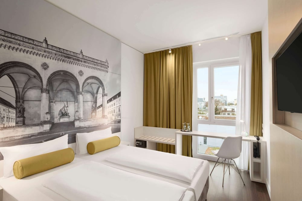 

Cagliari - Monaco di Baviera - Super 8 By Wyndham Munich City North
