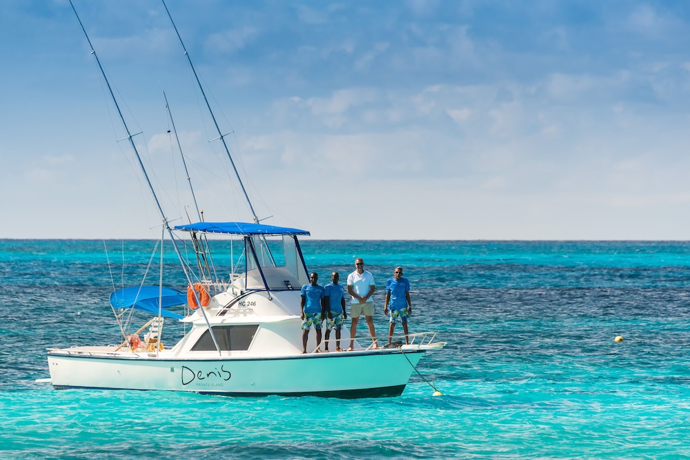 

Bologna - Denis Island - Denis Private Island