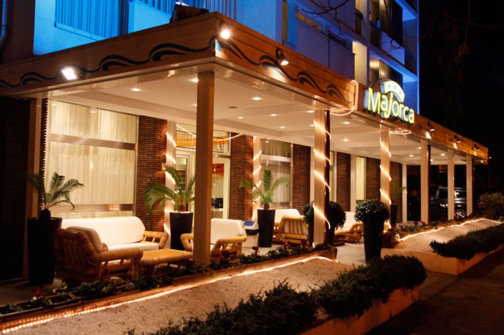 

Napoli - Cattolica - Hotel Majorca sul Mare in centro a Riccione