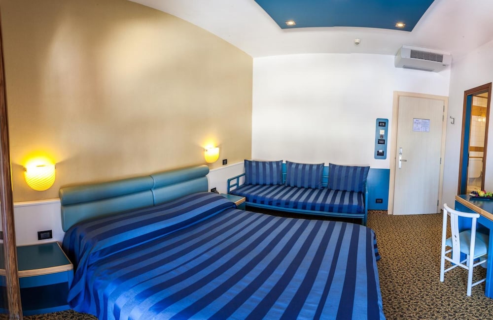 

Napoli - Jesolo - Hotel Christian