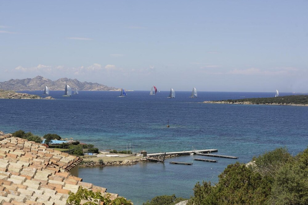 

Napoli - Porto Cervo - Bagaglino I Giardini Di Porto Cervo
