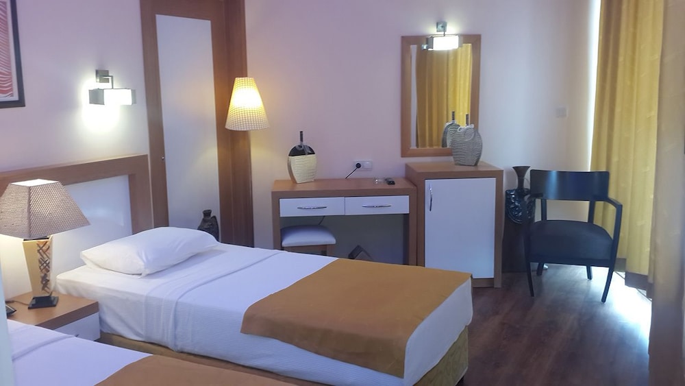 

Venezia - Konaklı - Kleopatra Ikiz Hotel