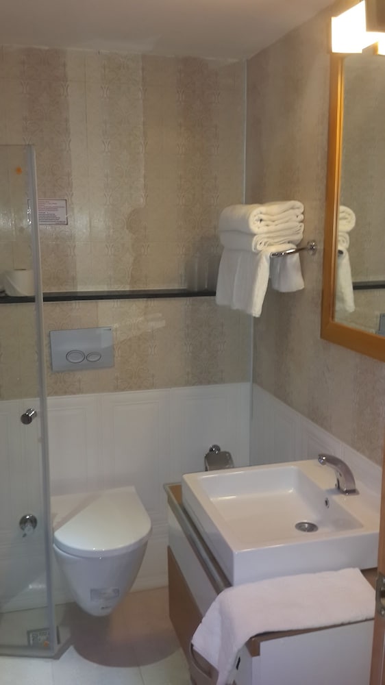 

Verona - Konaklı - Kleopatra İkiz Otel