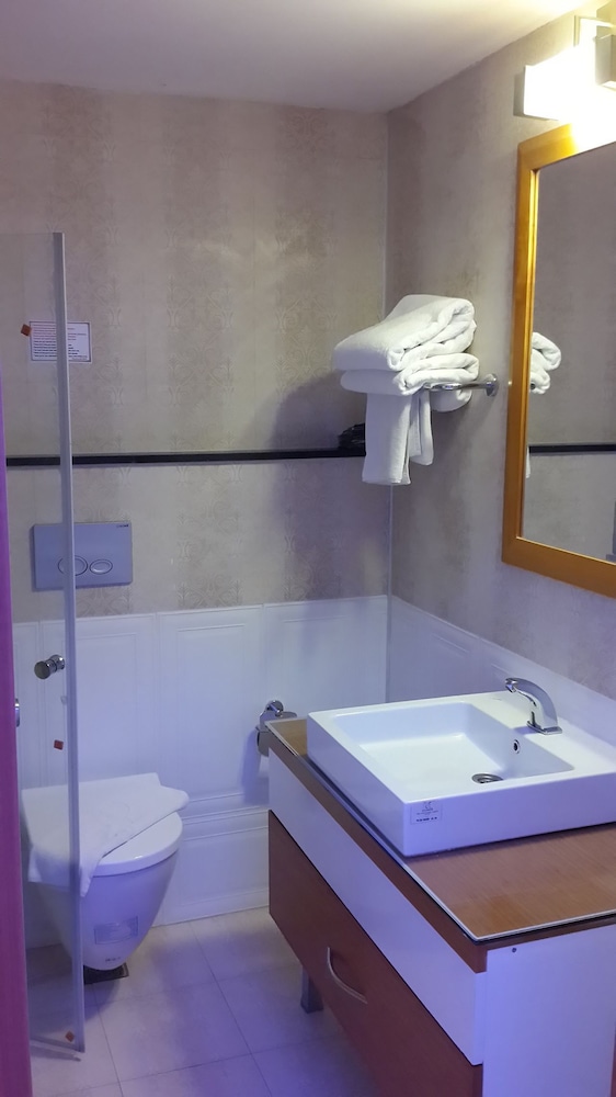 

Catania - Konaklı - Kleopatra Ikiz Hotel