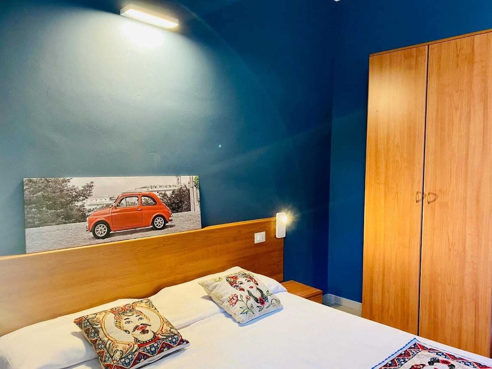 

Catania - Trapani - Angelo Apartments & Rooms