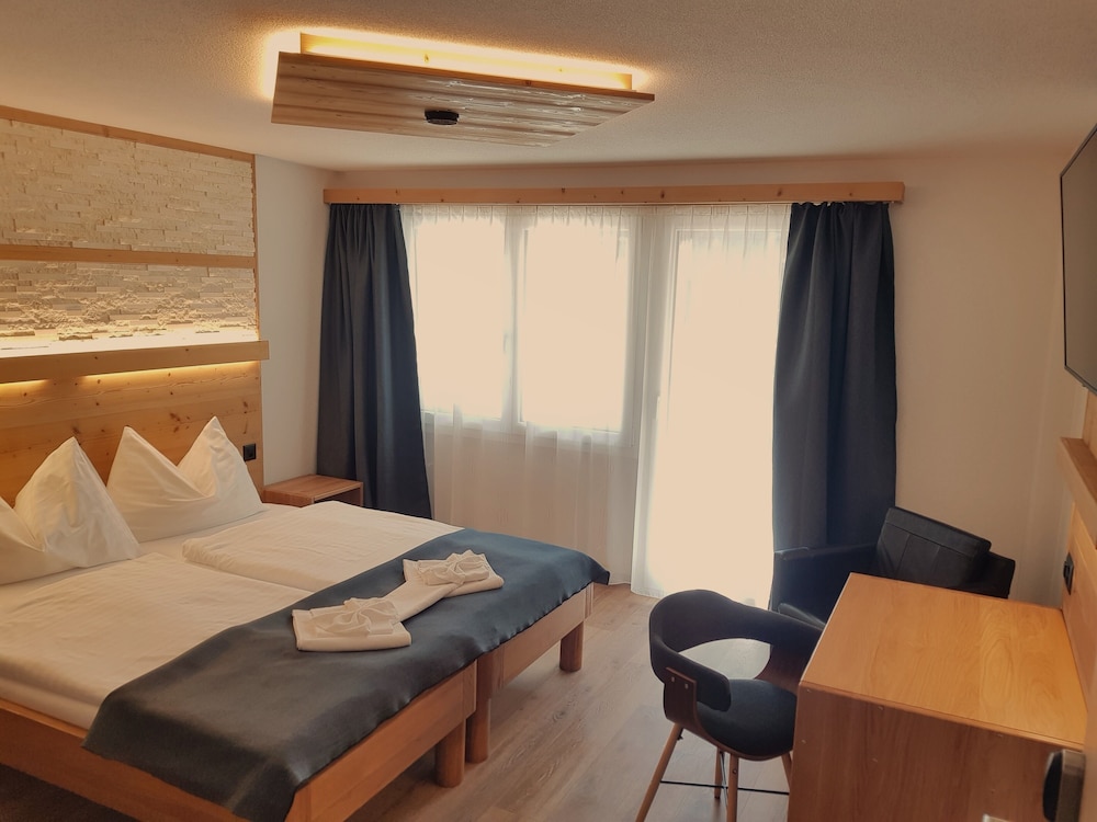 

Bari - Saas-Fee - Hotel Europa