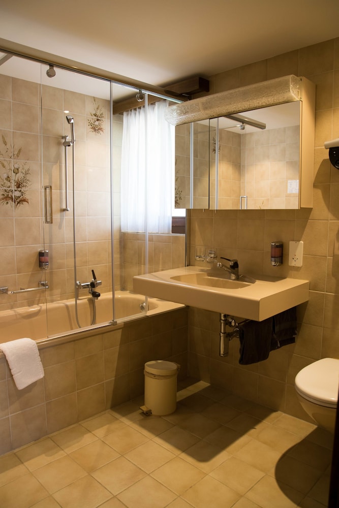 

Trieste - Saas-Fee - Hotel Europa