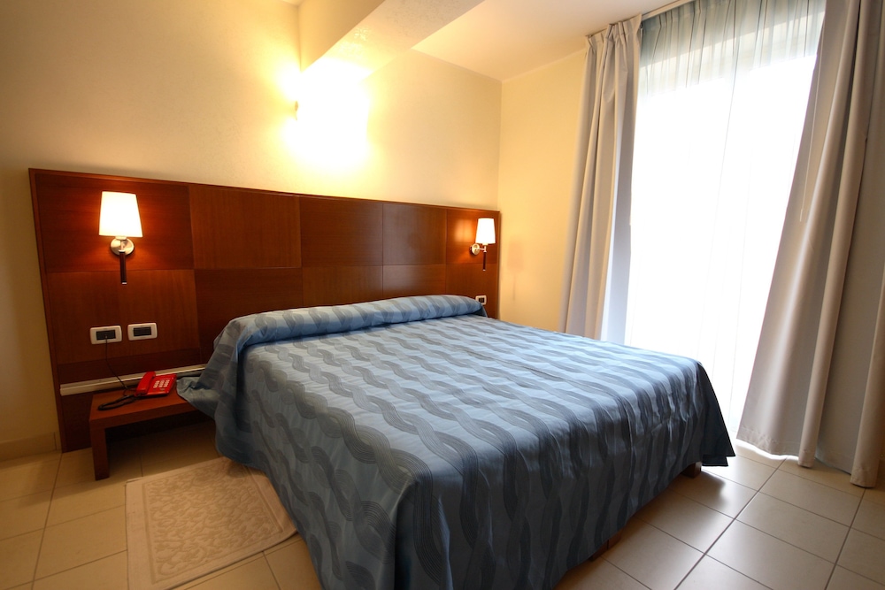 

Venezia - Amantea - Park Hotel Tyrrenian