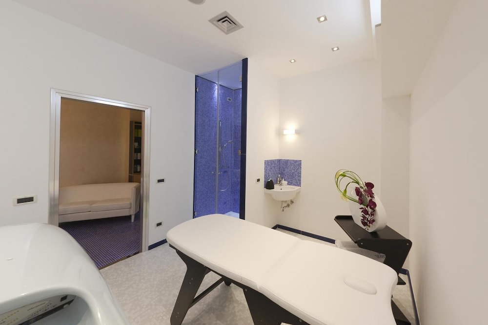 

Roma - Amantea - Park Hotel Tyrrenian