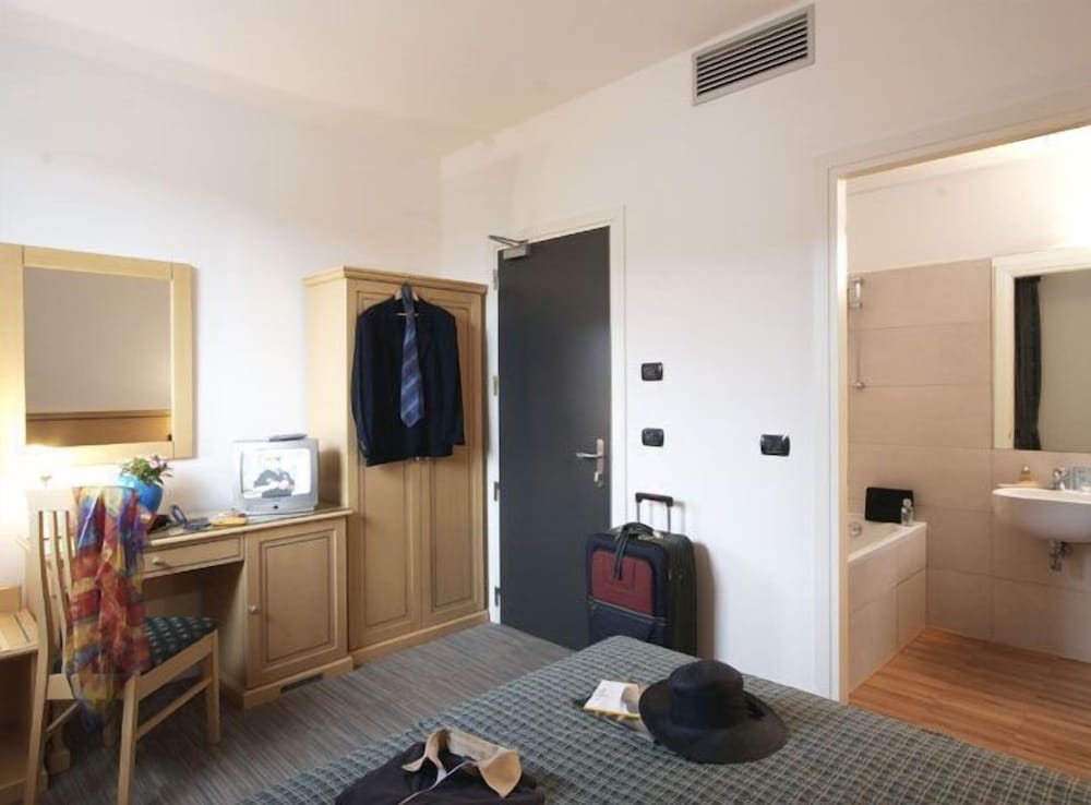 

Catania - Marcon - Hotel Mary