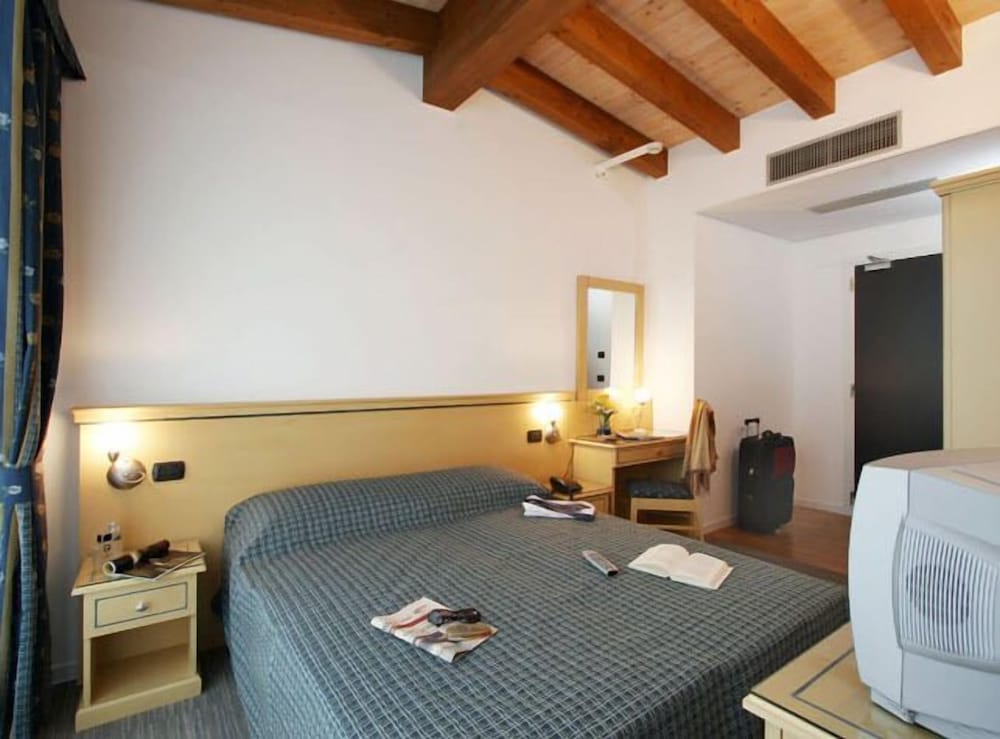 

Palermo - Mestre - Hotel Mary
