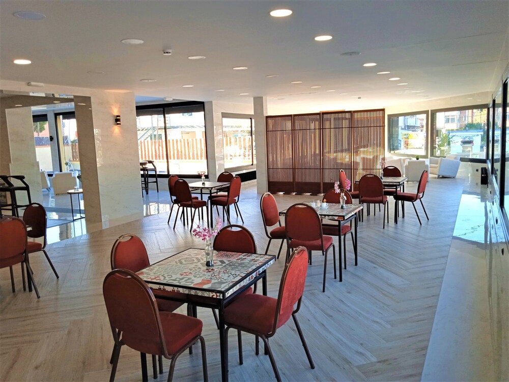 

Venezia - Castelldefels - Hotel 153