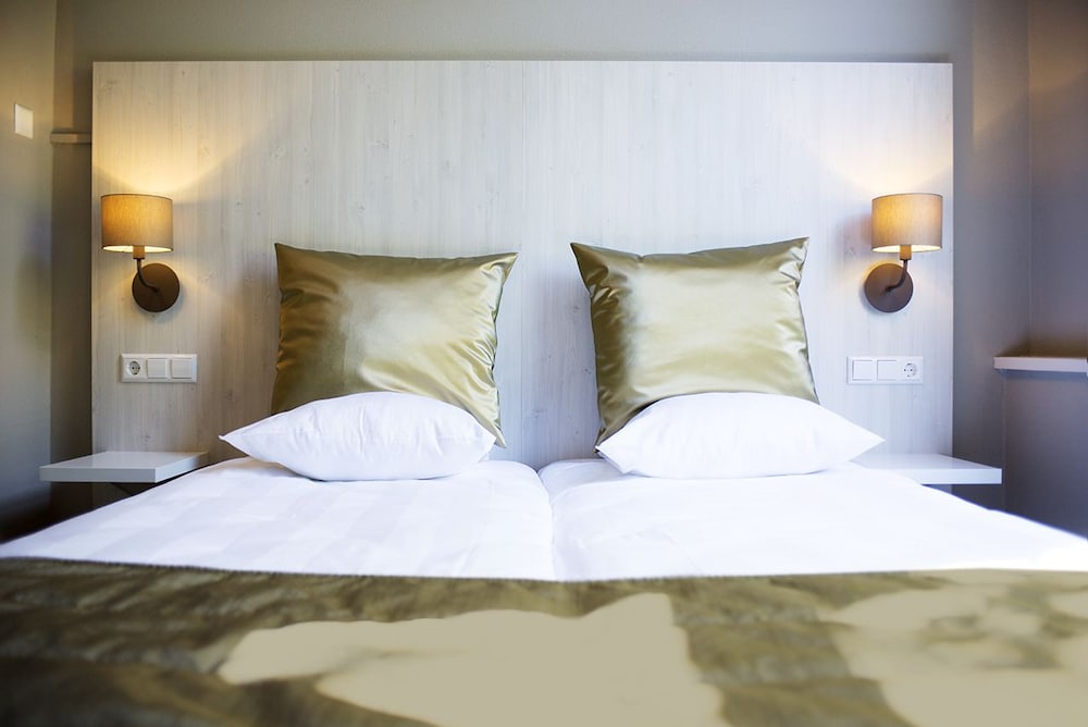

Napoli - Schiphol - Apple Inn Hotel