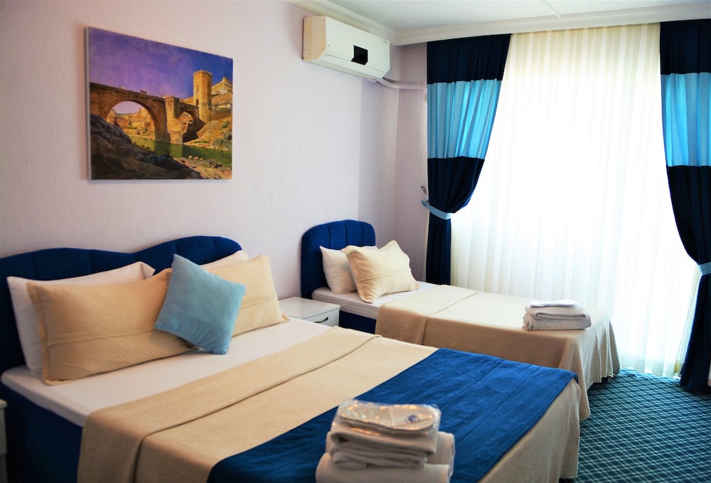 

Catania - Izmir, Turchia - Gumuldur Mavi Deniz Otel