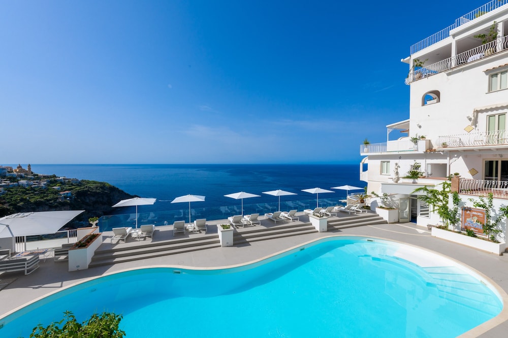 

Cagliari - Positano - Grand Hotel Tritone
