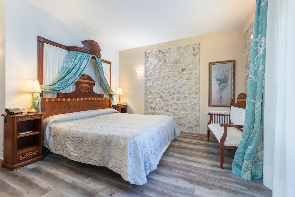 

Milano - Selva - Monnaber Nou Finca Hotel & Spa