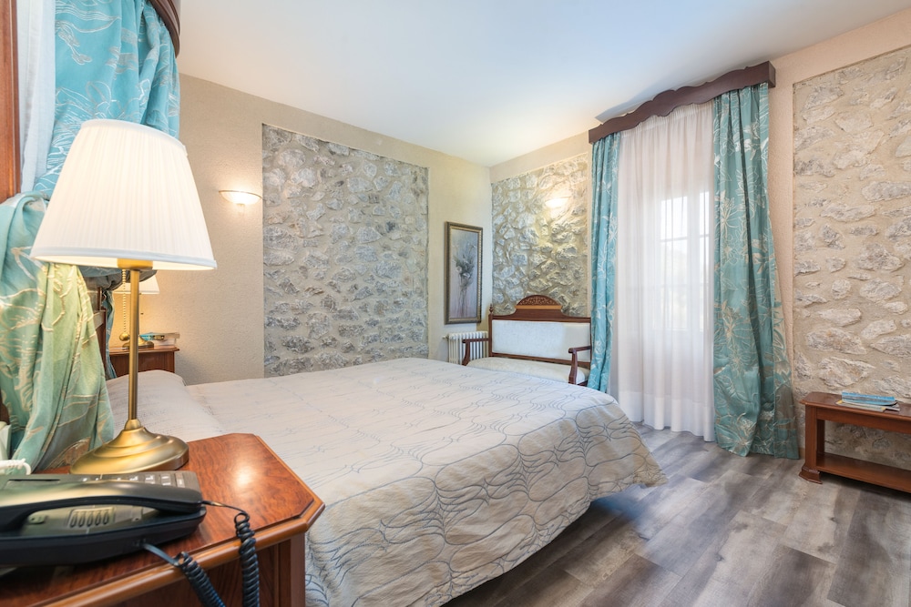 

Milano - Selva - Monnaber Nou Finca Hotel & Spa
