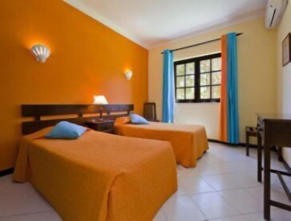 

Milano - Praia da Rocha - Colina Village