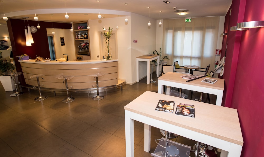 

Catania - Ferrara - Best Western Palace Inn Hotel