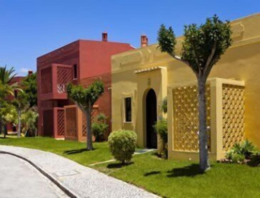 

Milano - Carvoeiro - Colina Village