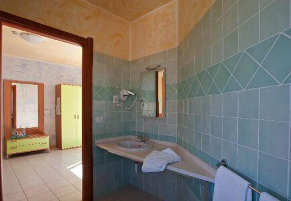 

Napoli - Valledoria - Hotel Ariadimari