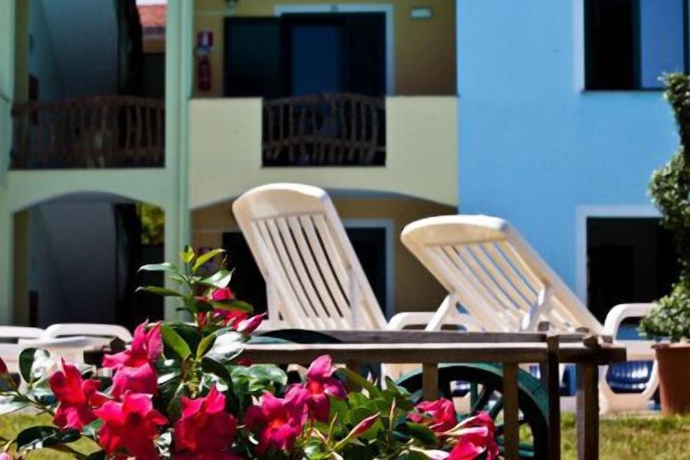

Ancona - Castelsardo - Hotel Ariadimari