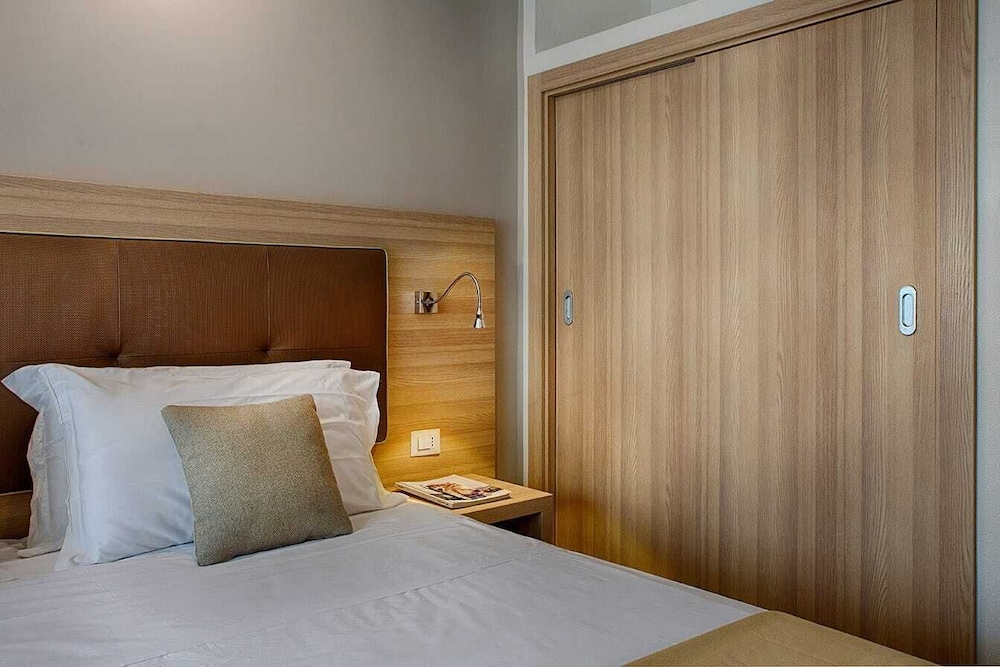 

Milano - Bacoli - American Hotel