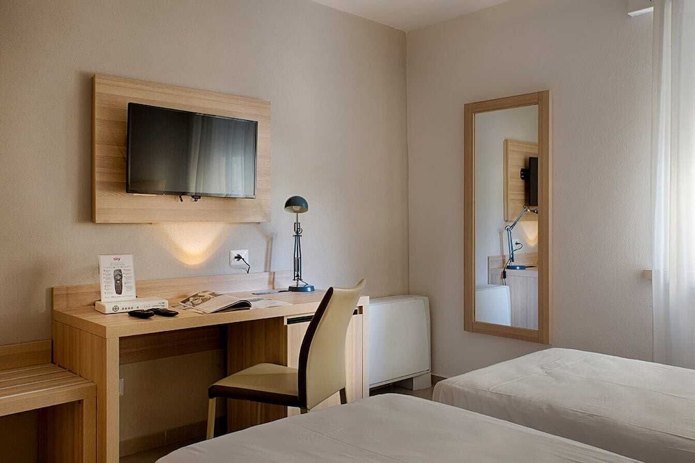 

Palermo - Pozzuoli - American Hotel