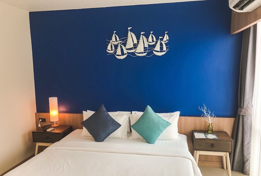 

Bologna - Thalang - The Sixteenth Naiyang Beach Hotel SHA Plus