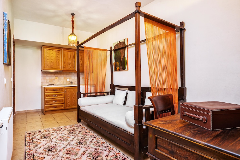 

Napoli - Kassandra - Paliouri - Akritas Ef Zin Villas & Suites