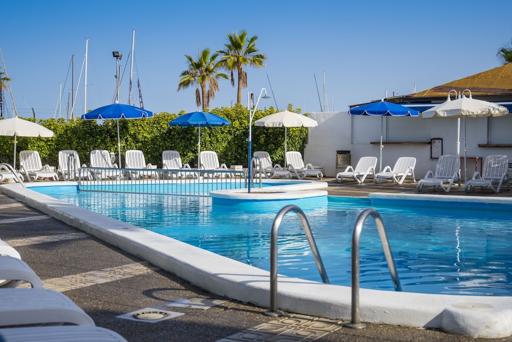 

Firenze - Playa Fañabe - Apartamentos Puerto Colon Club