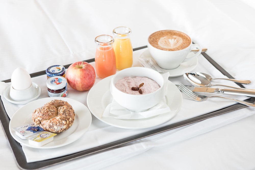 

Napoli - Zurigo - Placid Hotel Design & Lifestyle Zurich