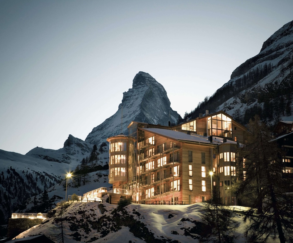 

Bari - Zermatt - The Omnia
