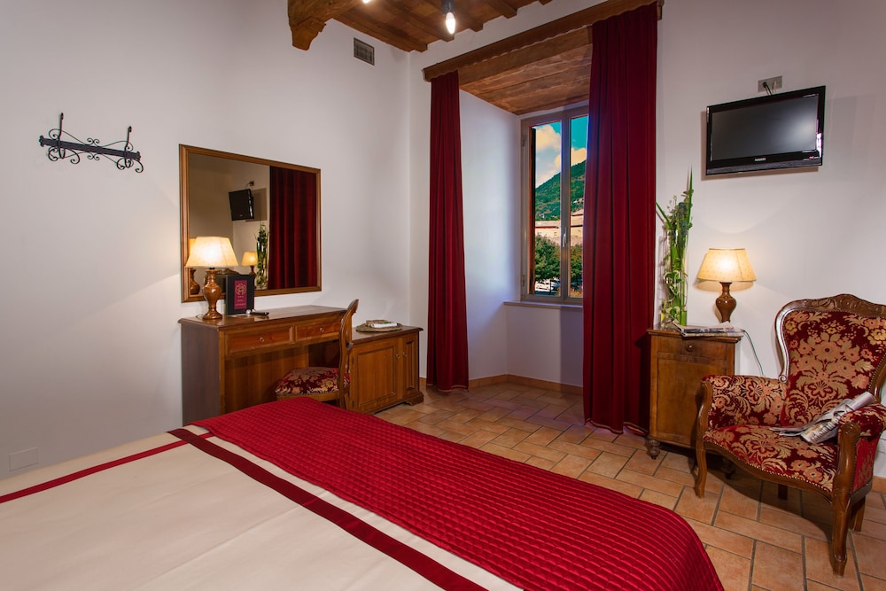

Brindisi - Gubbio - Hotel San Marco