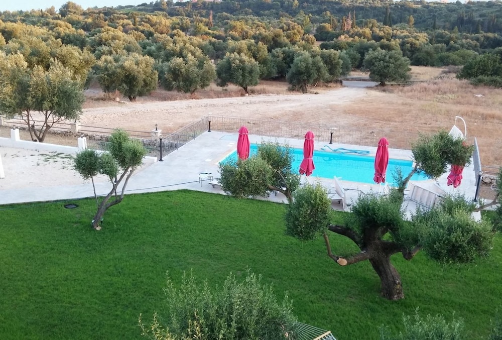 

Pisa - Trapezaki - Elaias Gi Residence