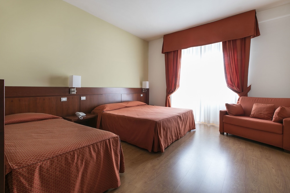 

Roma - Chiavenna - Hotel Conradi