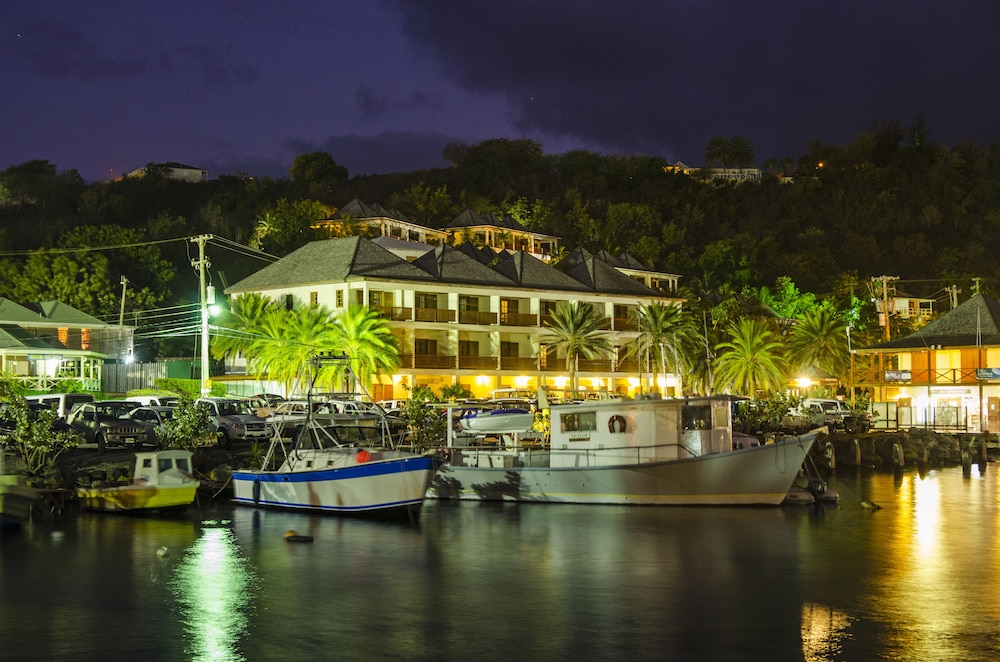 

Venezia - English Harbour - Antigua Yacht Club Marina