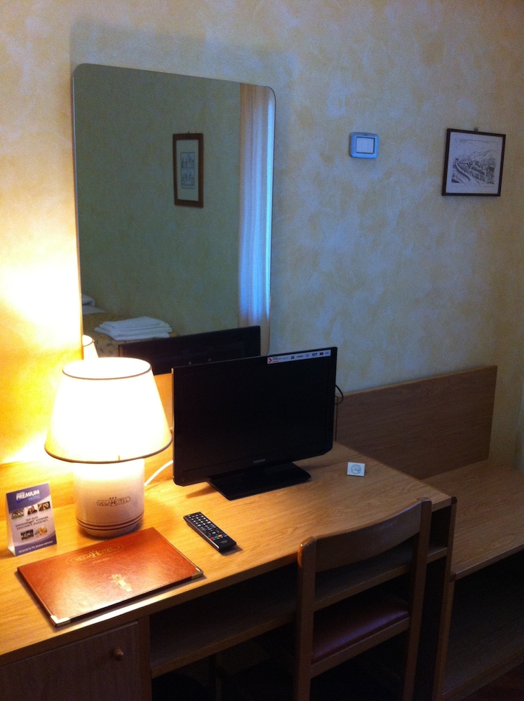 

Brindisi - Perugia - Hotel Vega Perugia