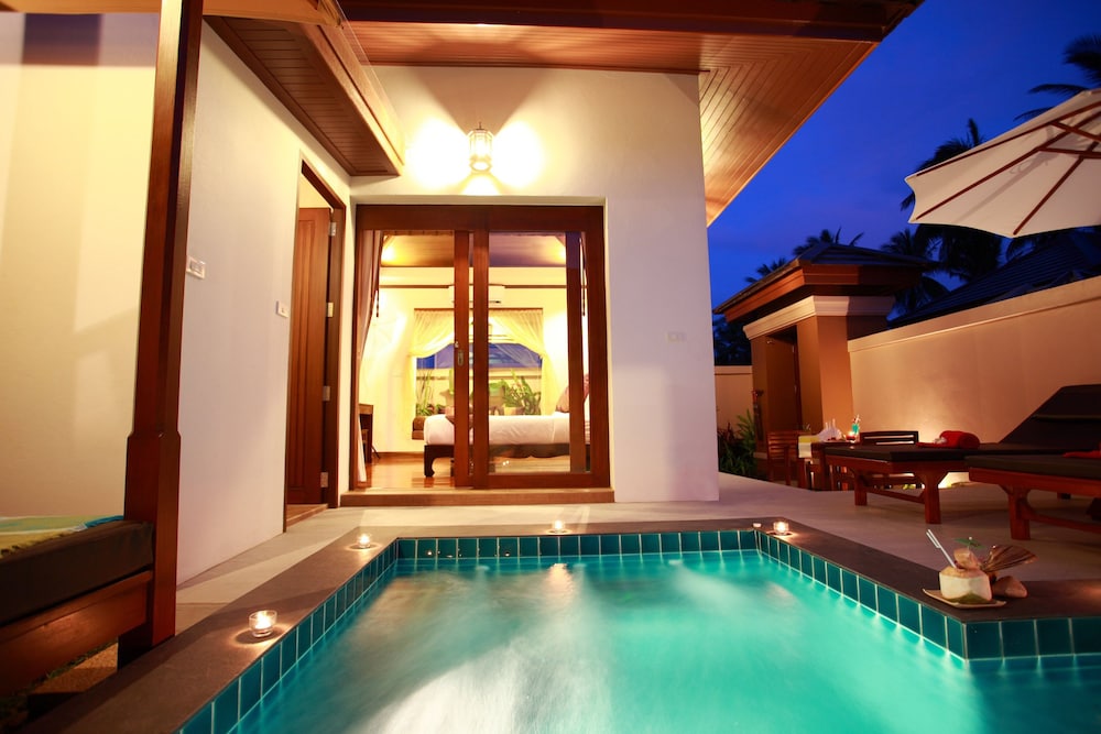 

Roma - Lipa Noi - Kanok Buri Resort