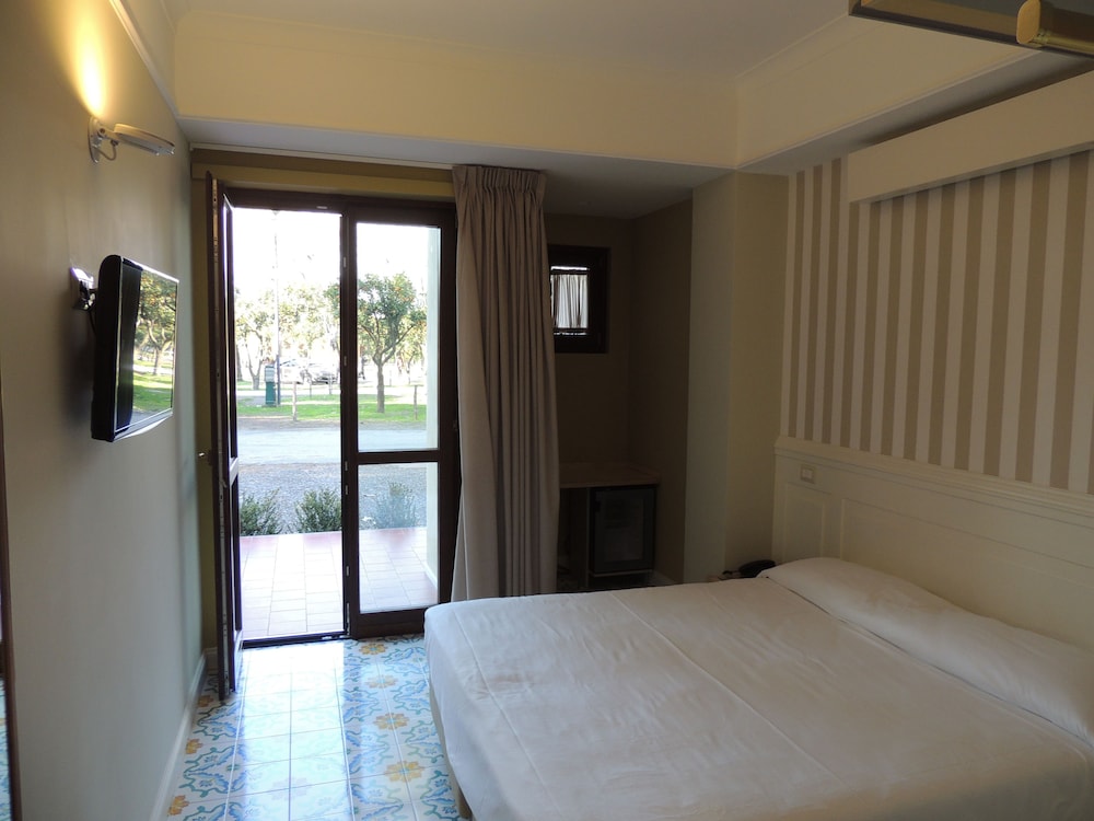 

Catania - Costiera Sorrentina, Italia - Hotel Zeus
