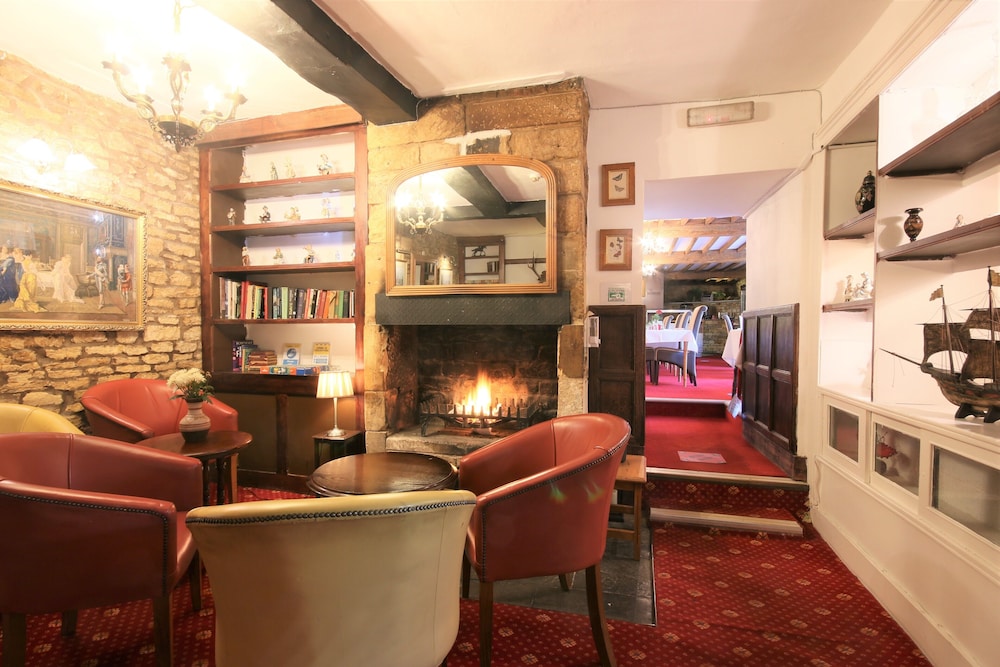 

Milano - Moreton-in-Marsh - Crown Hotel Cotswold