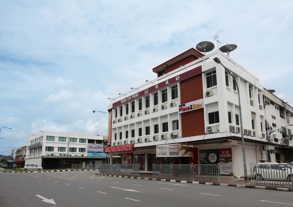 Kuching - Place2Stay - Chinatown