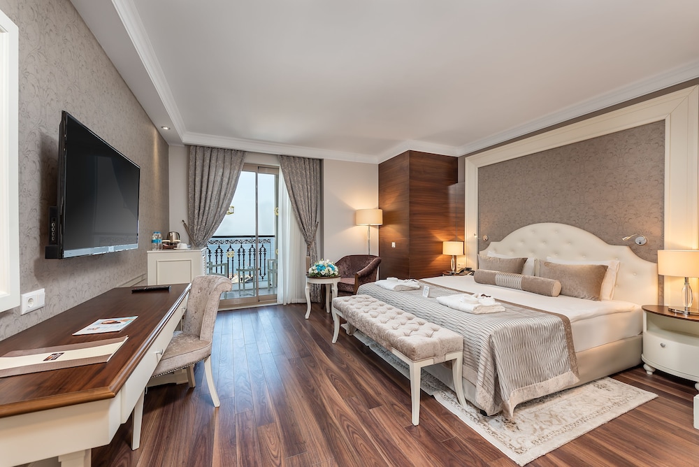 

Roma - Menderes - Sunis Efes Royal Palace Resort & Spa